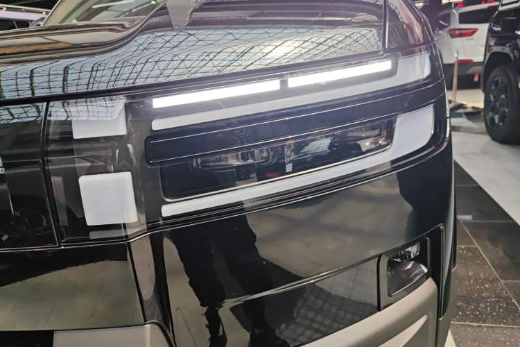 Used Formula Leopard Tai 7 2025 Model 200 km Two-Wheel Drive Max Edition