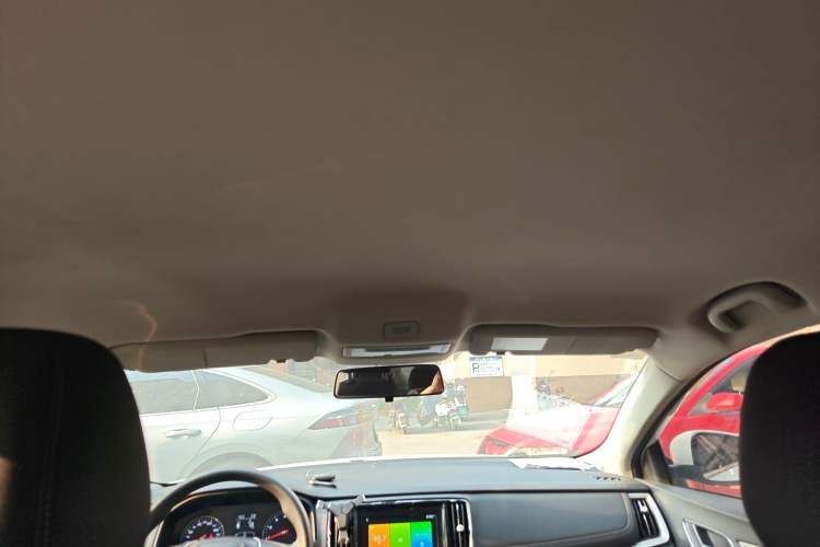 Used Roewe i6 2020 PLUS 1.6L CVT 4G Connected Glory Luxury Edition
