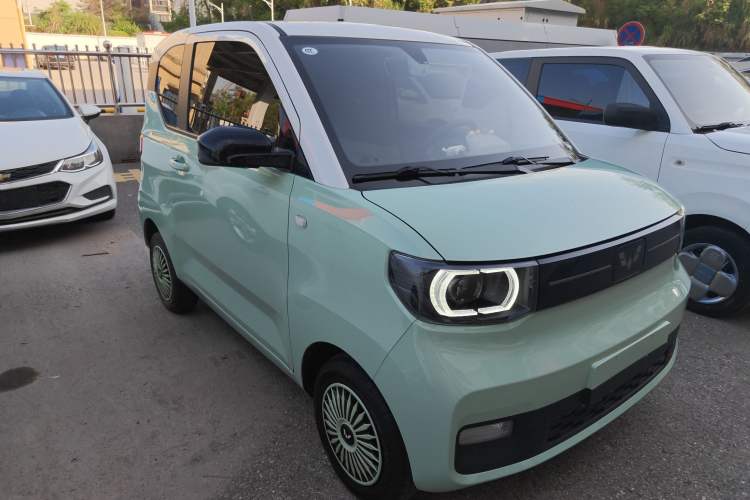 Used Wuling Hongguang MINIEV 2022 Macaron Premium Model – Lithium Iron Phosphate
