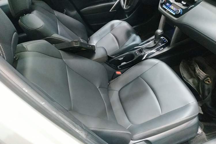 Used Toyota Corolla Cross 2022 2.0L Flagship Edition
