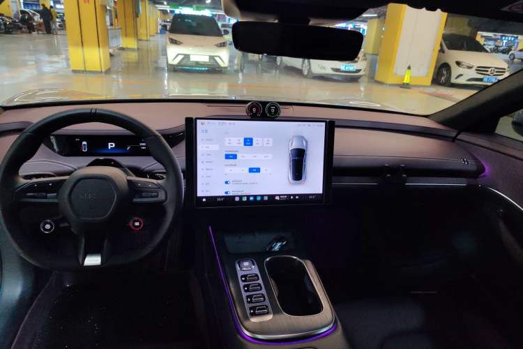 Used Xiaomi Auto SU7 2024 Rear-Drive Ultra-Long Range Advanced Pro-Level Intelligent Driving Version
