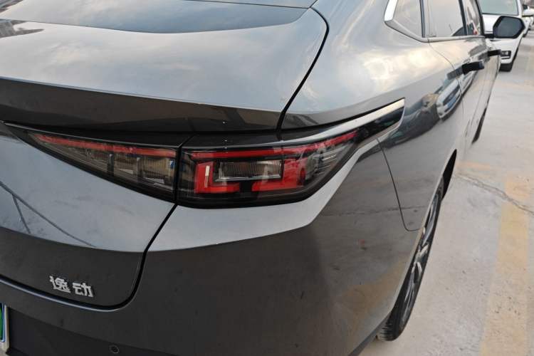 Used CHANGAN Eado 2024 1.5T GDI Automatic Prestige Edition Exterior 3