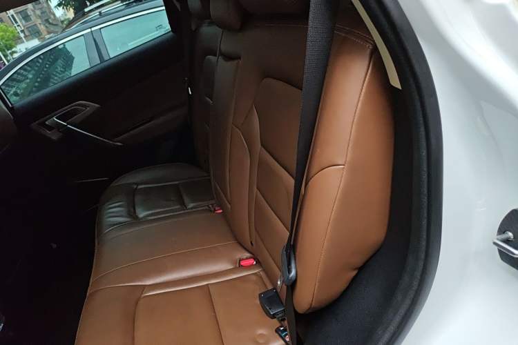 Used Geely Auto Emgrand X7 Sport 2016 1.8TD Automatic ZhiZun Version