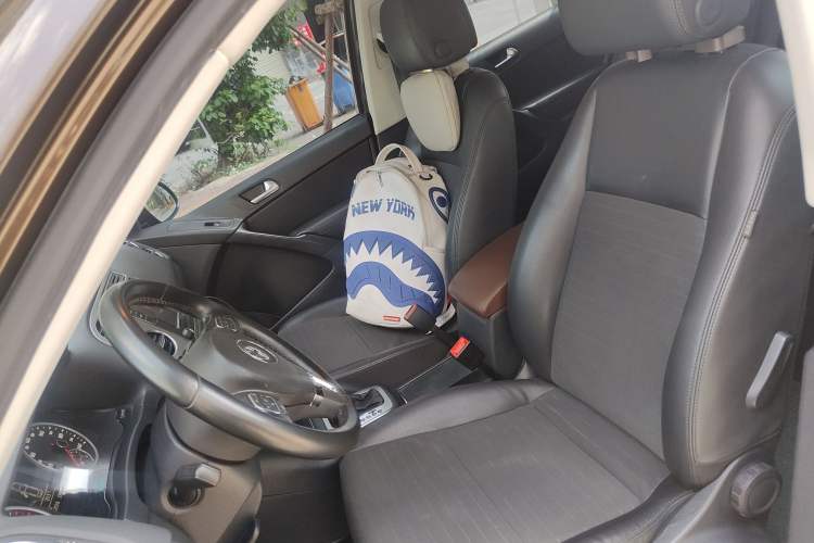 Used Volkswagen Tiguan L 2015 1.8TSI Automatic Two-Wheel Drive Trend Edition