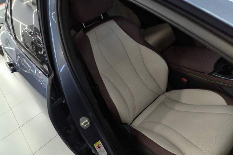 Used BYD Seal 2024 HONOR Edition DM-i 1.5L 121km Prestige Model Right Front Seat