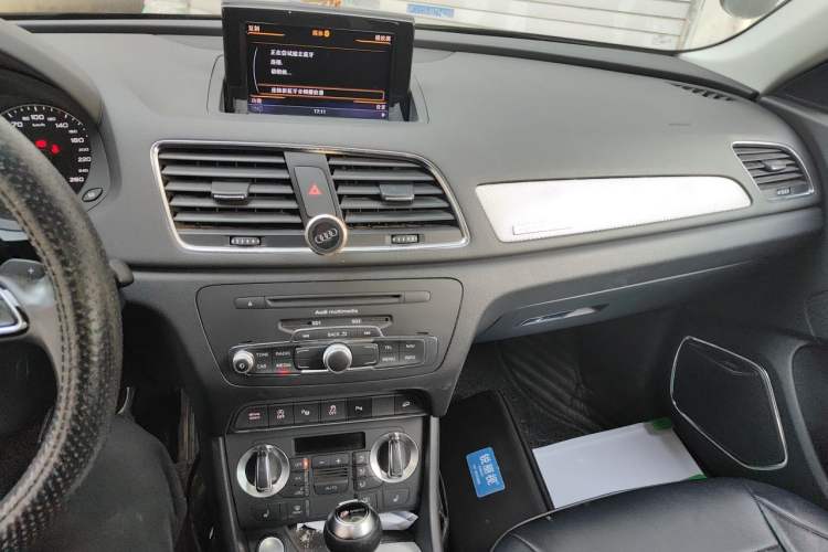 Used Audi Q3 2013 40 TFSI quattro Luxury Model
