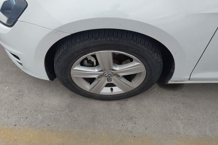 Used Volkswagen Golf 2015 1.4TSI Automatic Luxury Model
