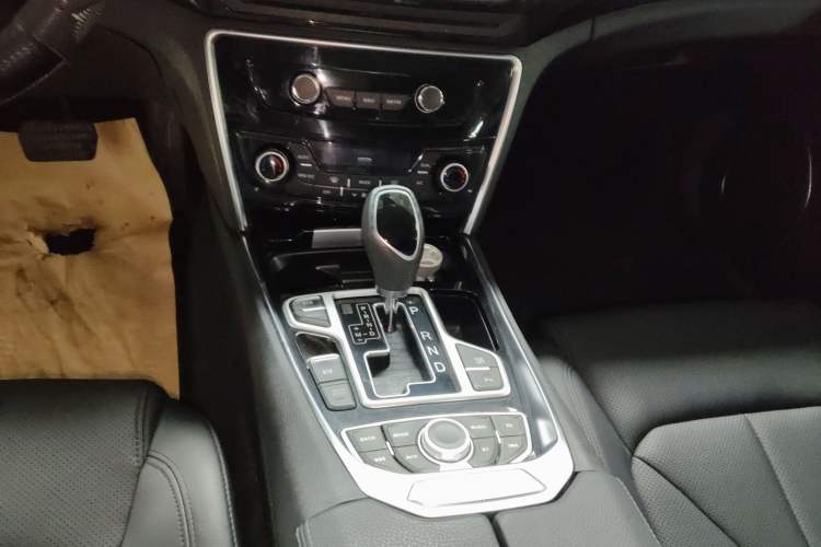 Used Geely Auto Emgrand GT 2015 2.4L Comfort Model Gear Lever