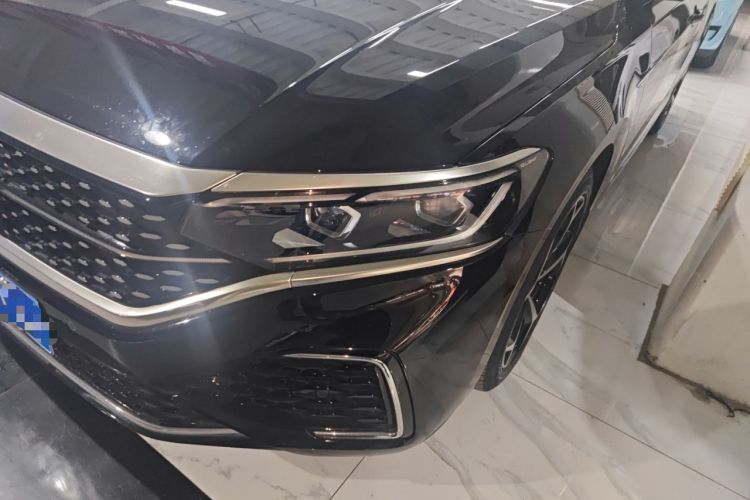 Used Volkswagen Passat 2023 Restyled 330TSI Starry Luxury Edition