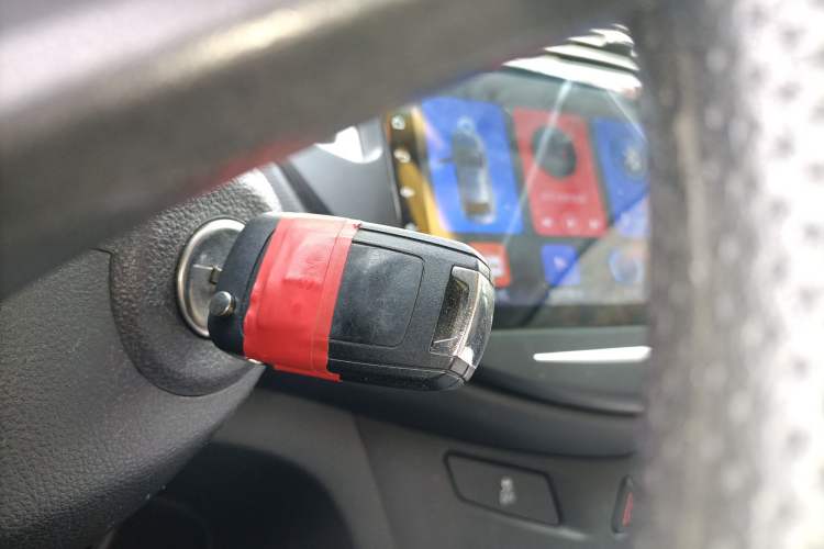 Used Chevrolet Trax 2016 1.4T Automatic Two-Wheel Drive Comfort Version with Sunroof
