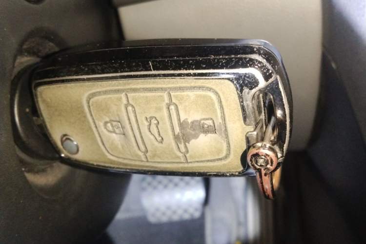 Used Skoda Octavia 2012 1.6L Automatic Yijie Edition Vehicle Key