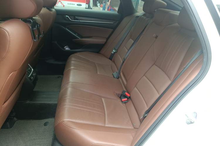 Used Honda Inspire 2022 Xing·Hybrid 2.0L Pure Edition Left Rear Seat