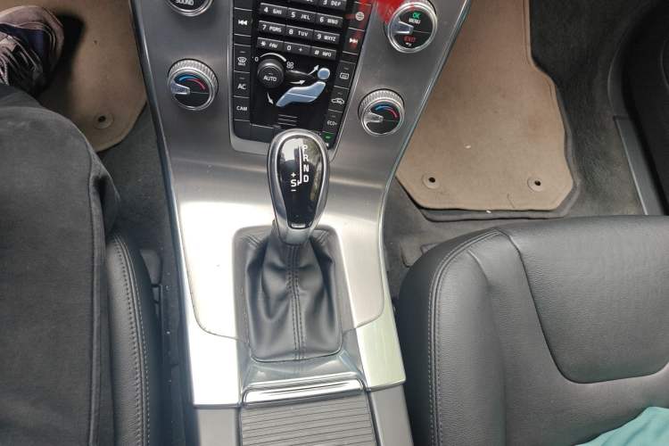 Used Volvo S60 2019 S60L T5 Smart Range Edition
