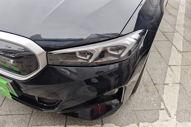 Used BMW i3 2022 eDrive 35 L
