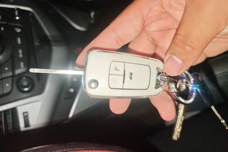 Used Chevrolet Cruze 2013 1.8L SE AT Vehicle Key