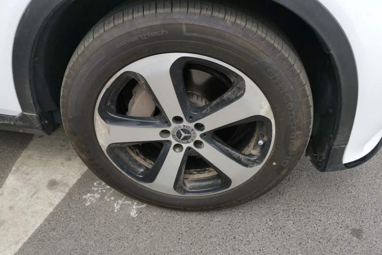 Used Mercedes-Benz GLC Coupe 2019 Facelift GLC 200 4MATIC Coupe SUV Right Front Wheel Hub