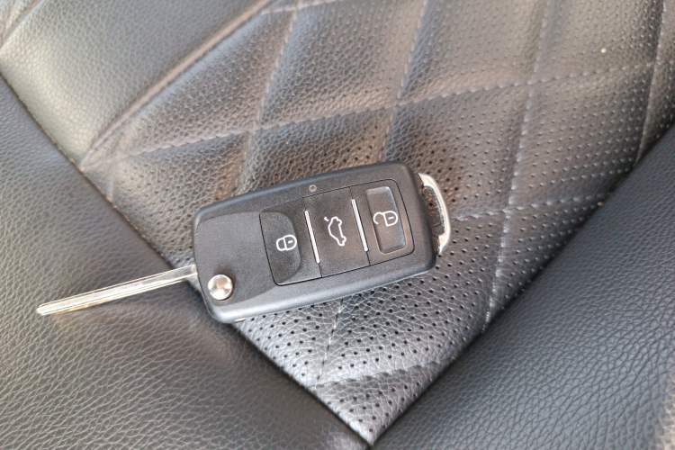 Used FORTHING Lingzhi M5 2022 Standard Edition Luxury 7-Seater