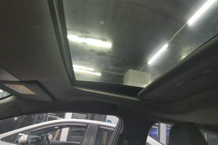 Used Toyota Levin 2021 185T CVT Luxury Edition
