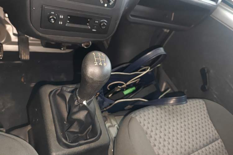 Used Wuling Zhiguang 2019 1.2L Van Utility Model 5-Seater