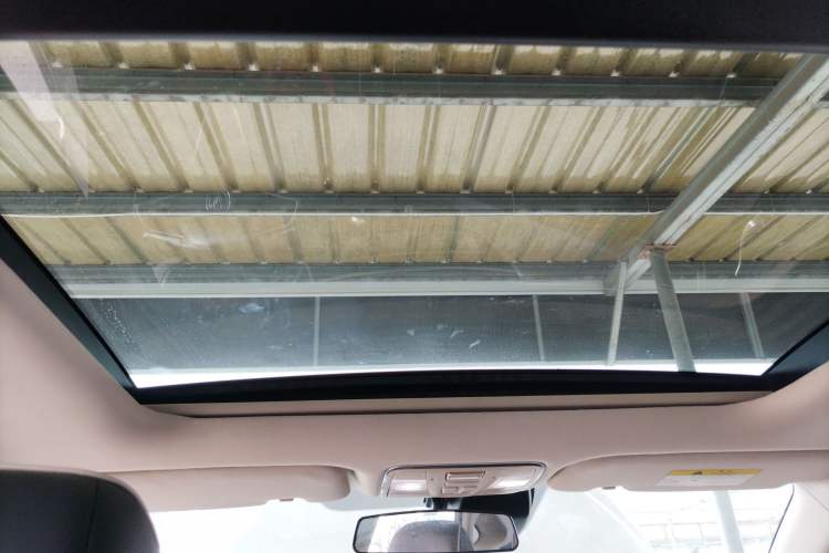 Used CHANGAN Raeton CC 2018 1.5T Automatic Zunya Model China V Standard