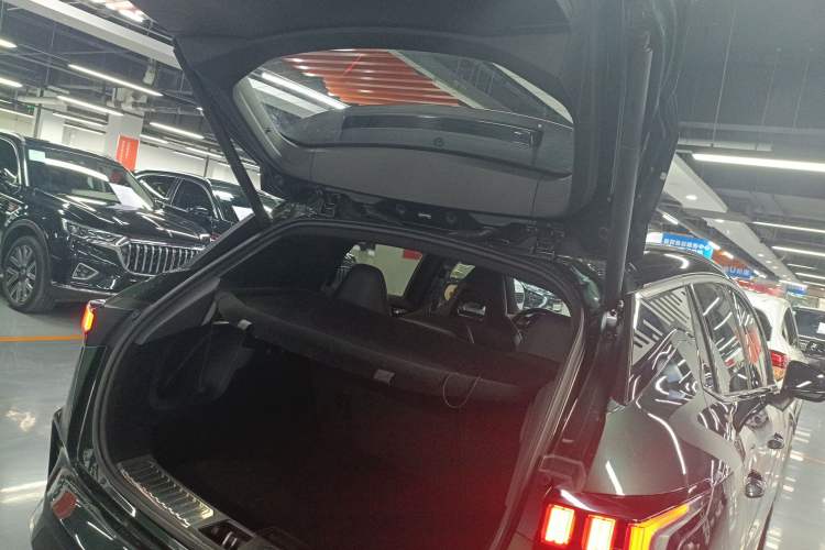 Used Lynk & Co 06 2023 Remix 1.5T Hero Trunk