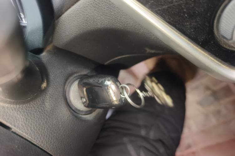 Used Nissan Tiida 2016 1.6L CVT Cool Dynamic Edition
