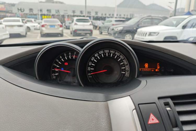 Used Toyota Verso 2015 180E CVT Crossover Edition