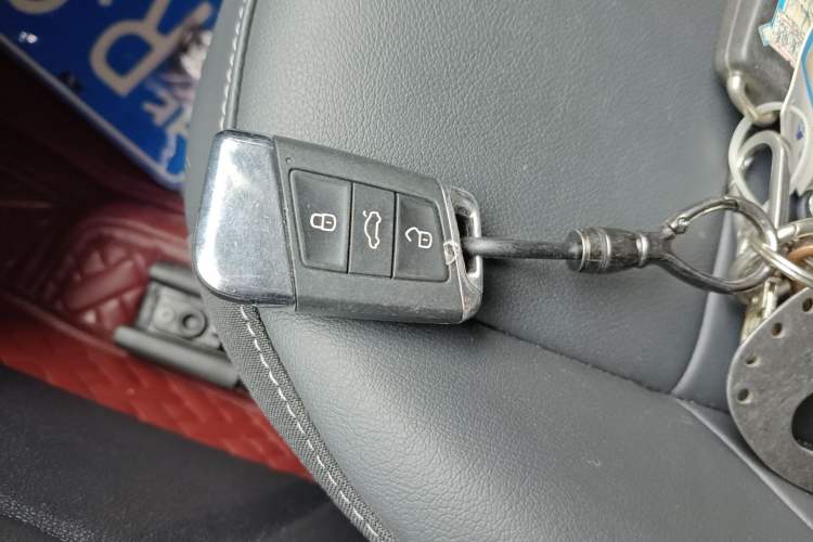 Used Volkswagen Passat 2023 Revised 330TSI Elite Edition Vehicle Key