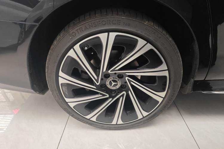 Used Mercedes-Benz E-Class 2021 Facelift E 260 L Sport Edition
