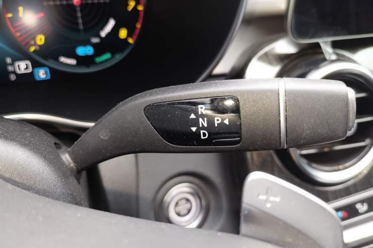 Used Mercedes-Benz C-Class 2021 C 260 Star Edition Gear Lever