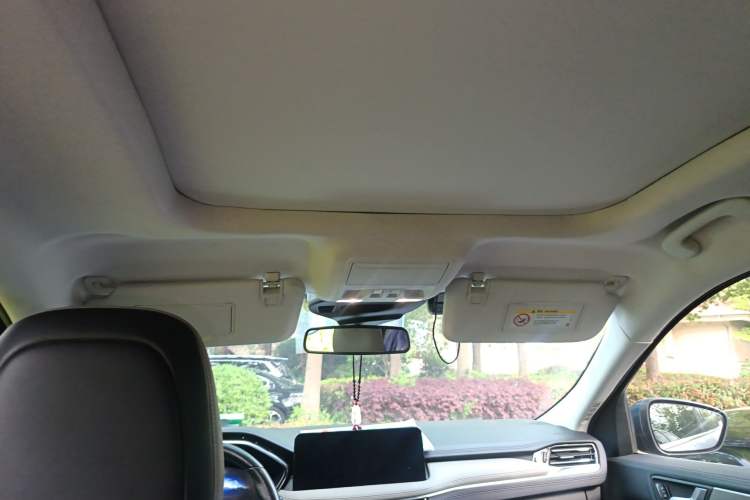 Used Ford Escape 2020 EcoBoost 245 Four-Wheel Drive Luxury Edition
