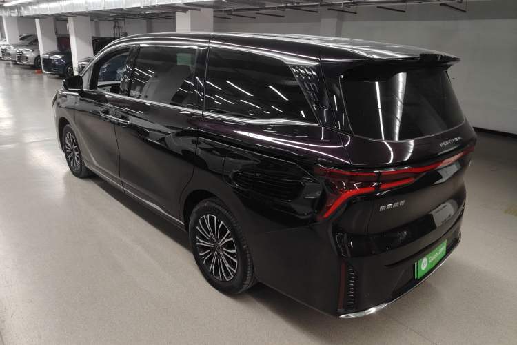 Used FORTHING Xinghai V9 2024 1.5TD 200km Qingyunti Series Premium Version