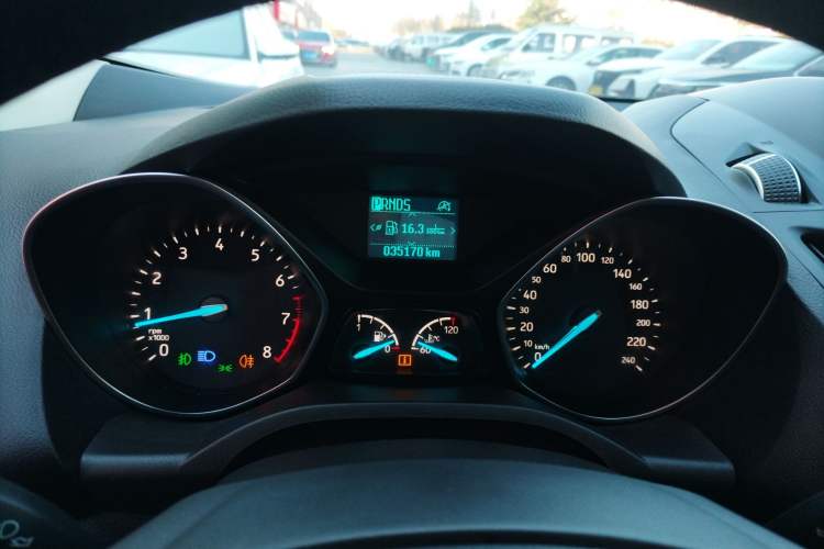 Used Ford Kuga 2019 EcoBoost 180 Two-Wheel-Drive Platinum Edition China VI Standard Instrument Cluster