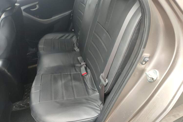 Used Hyundai Elantra (5th Generation / Langdong) 2016 1.6L Manual Luxury Model