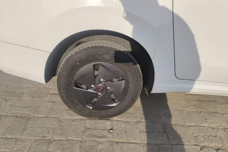 Used Wuling Hongguang New Energy 2025 Extended-Range Hybrid 50 km Standard Version