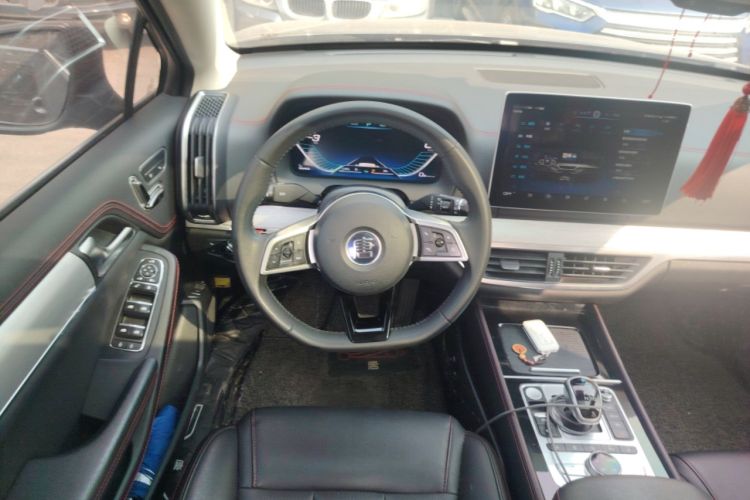 Used BYD Tang New Energy 2018 DM 2.0T All-Wheel Drive Smart Connect Advanced Model 7 Seats China V Emission Standard
