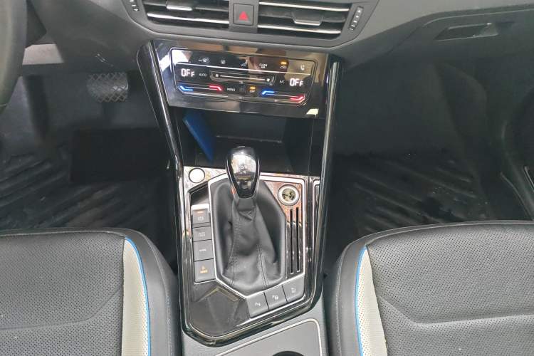 Used Volkswagen Tayron GTE Plug-in Hybrid 2020 1.4T Luxury Model Gear Lever