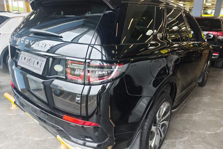 Used Land Rover Discovery Sport 2022 Revised Version 249 PS R-Dynamic S Performance Edition 5 Seats