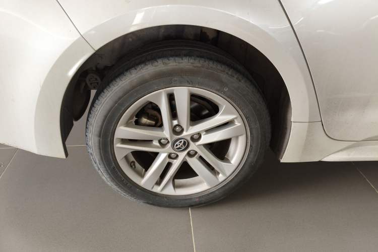 Used Toyota Levin 2019 185T CVT Entry-Level Version China VI Standard Right Rear Wheel Hub