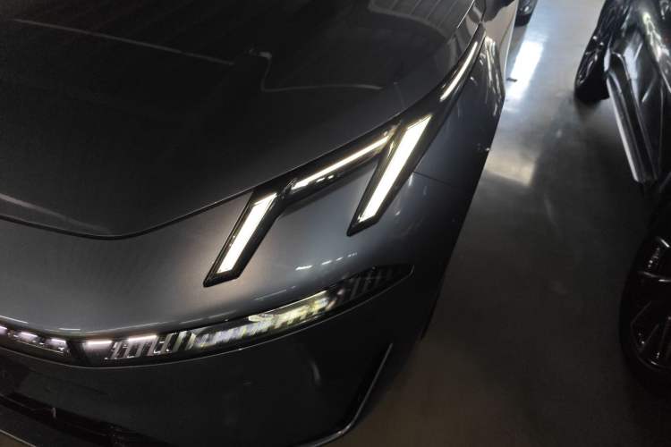 Used Lynk & Co 07 2024 EM-P 126 Long-Range Ultra
