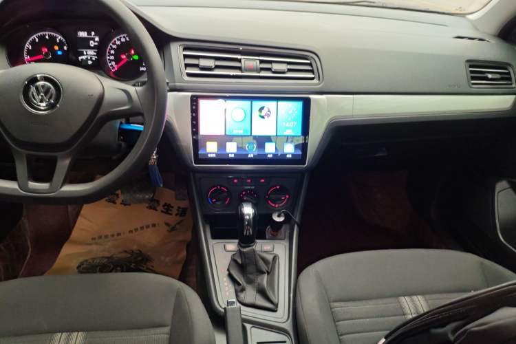 Used Volkswagen Lavida 2019 Lavida Start 1.5L Automatic Trendy Version China VI Standard Audio And AC Panel