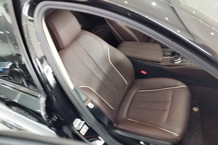 Used BMW 5 Series 2021 530Li xDrive Luxury Package
