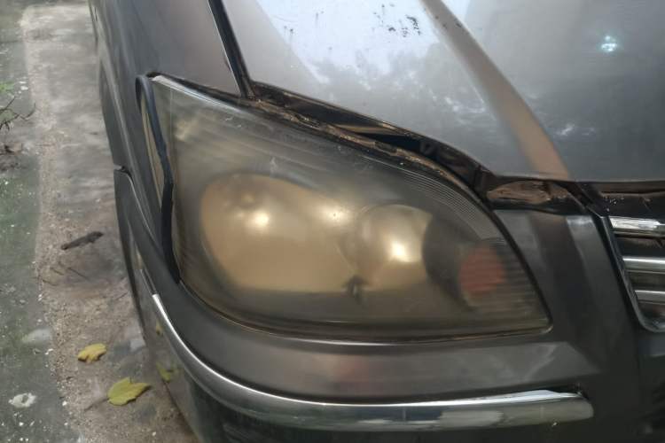 Used FORTHING Lingzhi 2013 M3 1.6L 7-seat Standard Model
