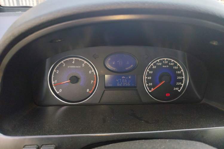 Used Geely Auto Classic Emgrand 2013 Hatchback 1.5L Manual Elite Model