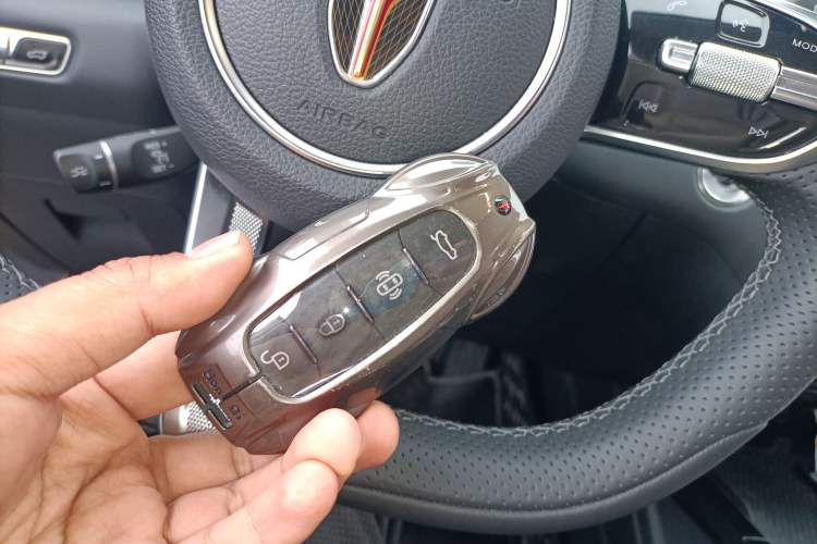 Used Hongqi HS3 PHEV 2024 PHEV 115km Jingwei Edition Vehicle Key