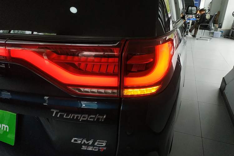 Used GAC Trumpchi M8 2020 Flagship Model 390T Deluxe Edition Right Rear Taillight