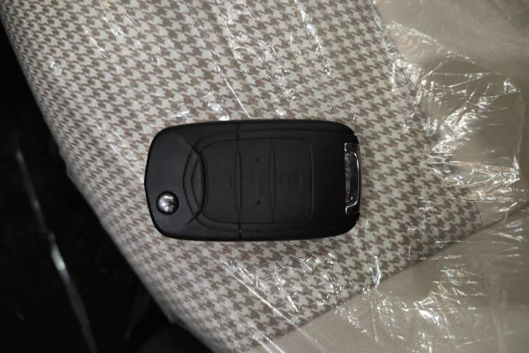 Used Wuling Hongguang MINIEV 2025 Four-Door Version Advanced Edition Vehicle Key
