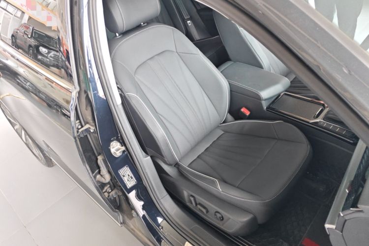 Used Volkswagen Passat 2024 330TSI Elite Edition Right Front Seat