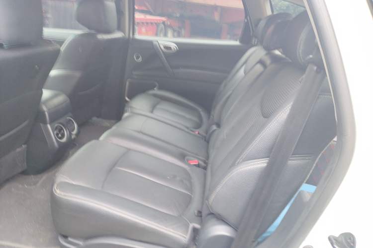 Used Luxgen Great 7 SUV 2013 Limited-Edition Sharp Model 2.2T Two-Wheel-Drive Smart Version