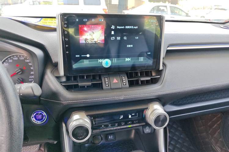 Used Toyota Wildlander 2022 2.0L CVT Two-Wheel Drive Leading Edition